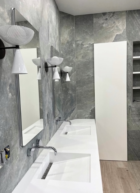 Luxury Bathroom — project photo 3