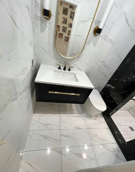 Black & White Bathroom — project photo 2